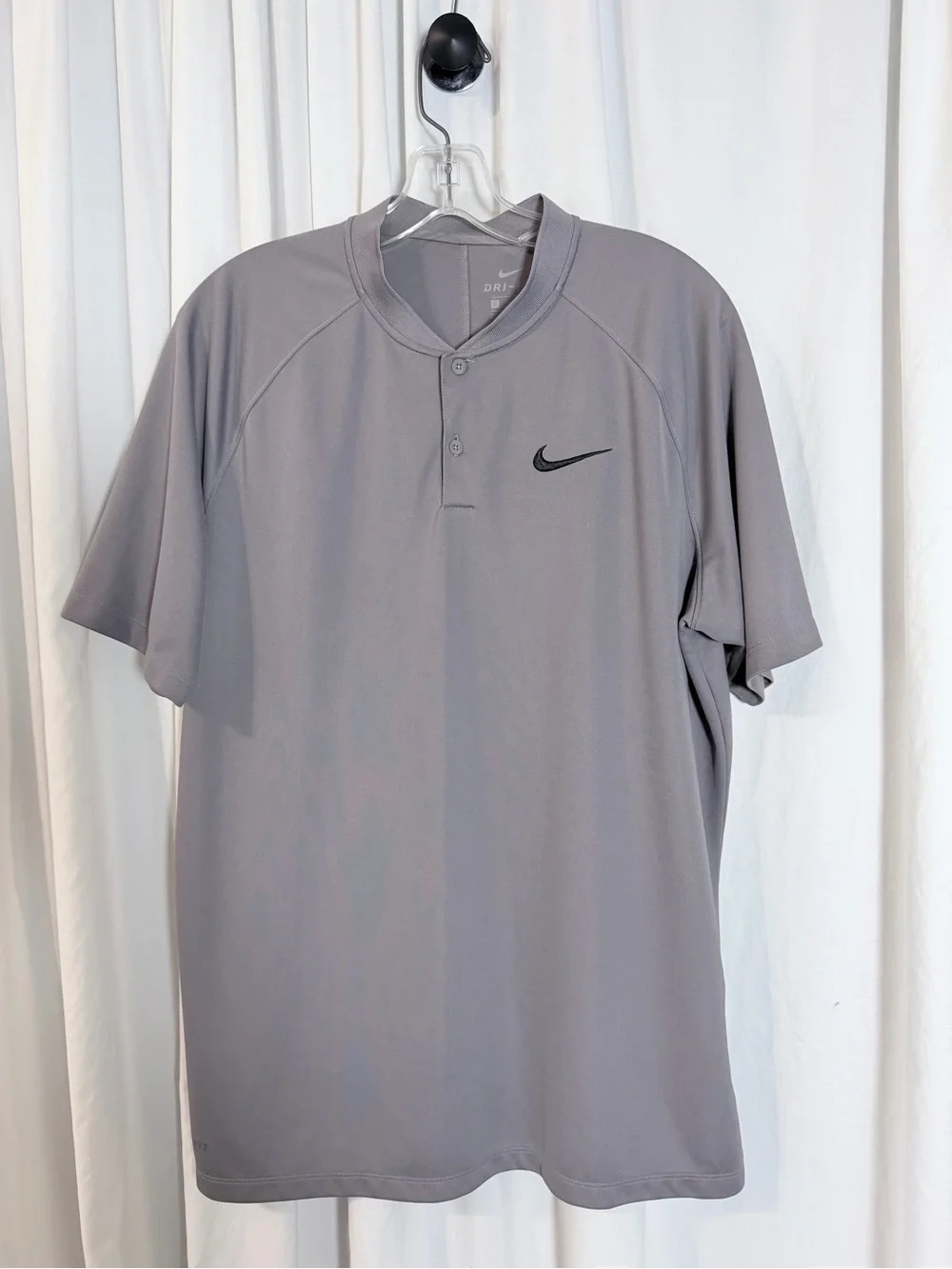 Nike Men’s Gray Dri-FIT Short-Sleeve Collarless Polo